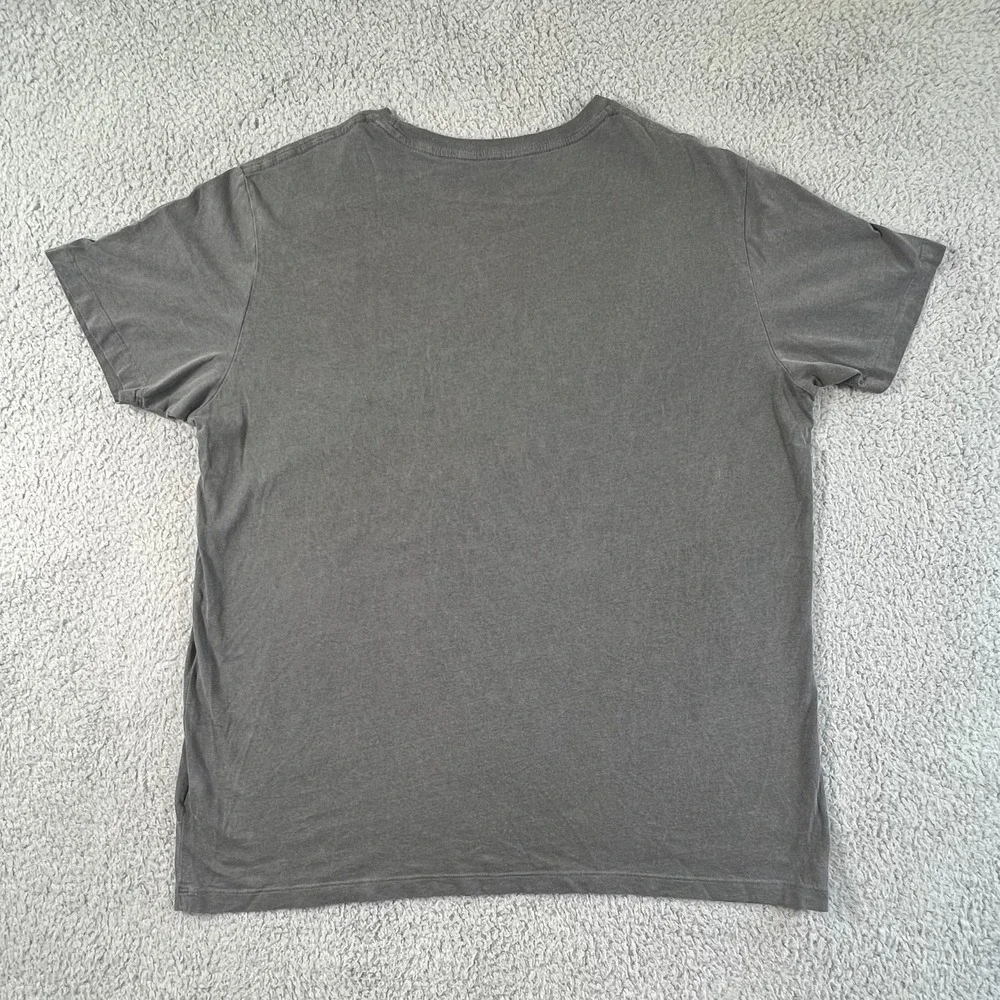 True Religion Graphic T-Shirt Buddha Guitar Logo Gray Men's Size 2XL VTG‎ NWT